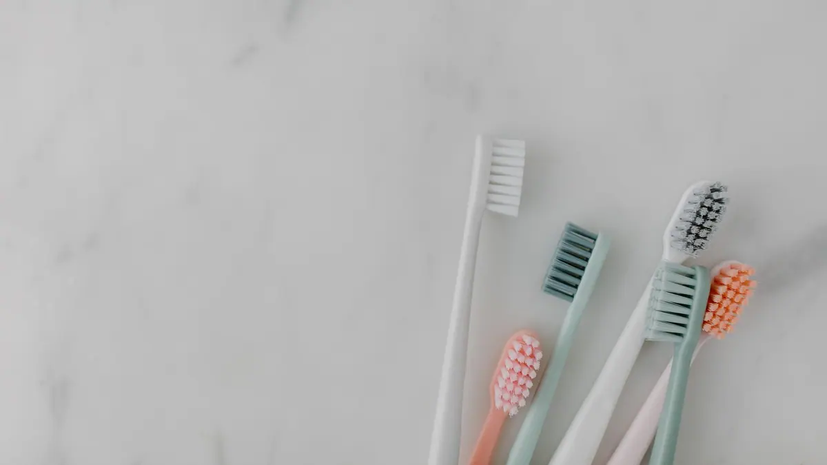 Replacement toothbrush heads in their packaging